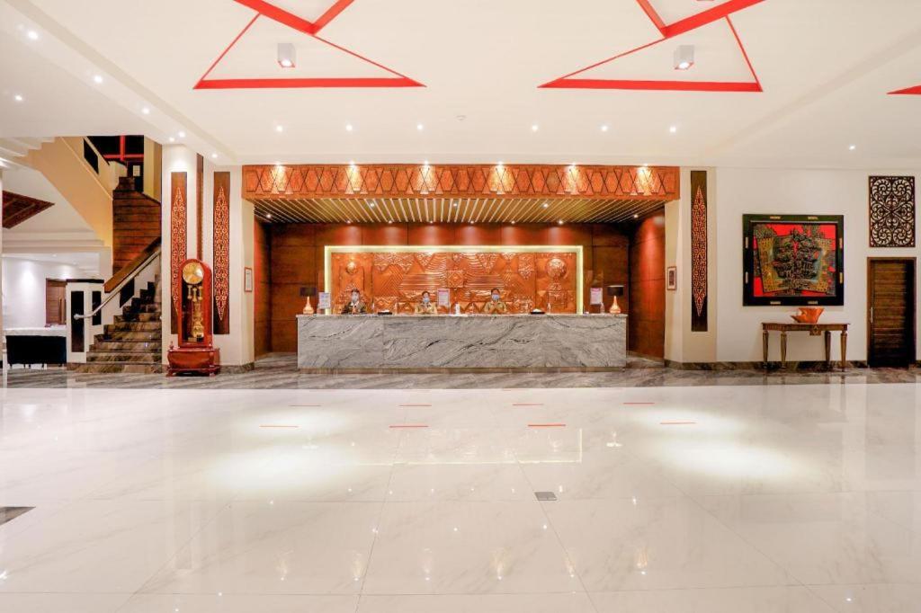โรงแรมไนแอการา ปาราปัต ภายนอก รูปภาพ